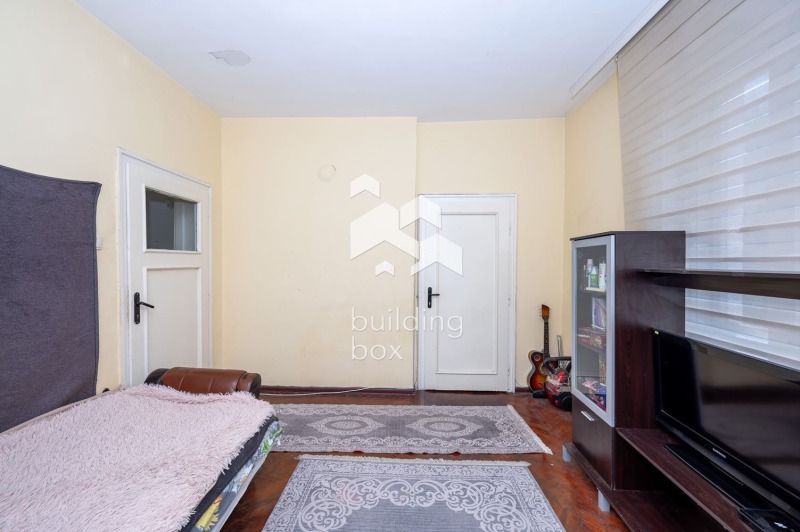 For Sale  1 bedroom Plovdiv , Tsentar , 80 sq.m | 84996399 - image [2]