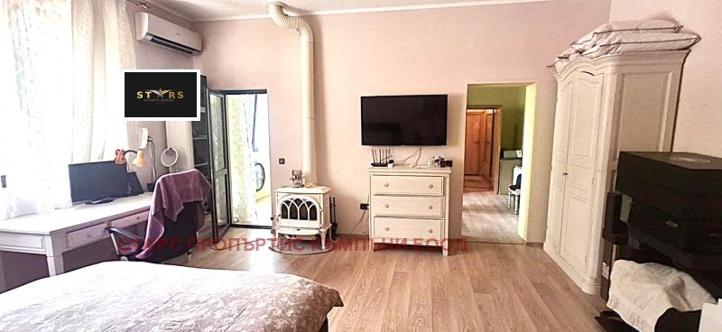 Продава  3-стаен, град Варна, м-т Ален мак •  105 000 EUR • ID 96948143 — holmes.bg - [1] 
