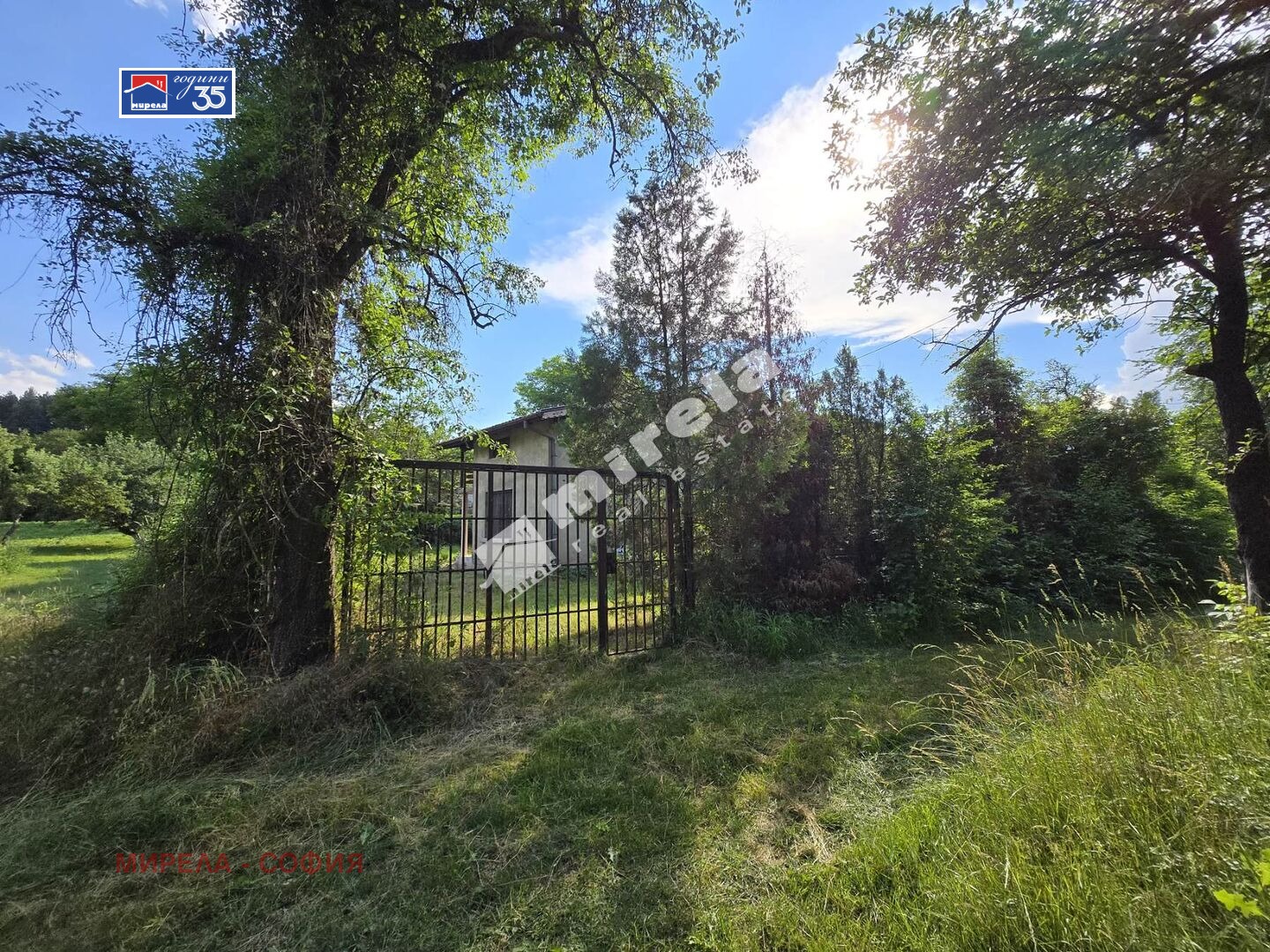 Продава ЕТАЖ ОТ КЪЩА, с. Студена, област Перник, снимка 5 - Етаж от къща - 55239710