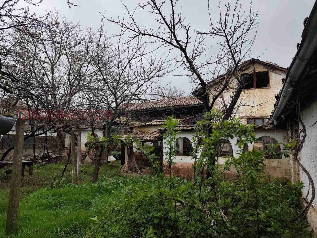 Продава КЪЩА, гр. Шумен, Дивдядово, снимка 6 - Къщи - 54138356