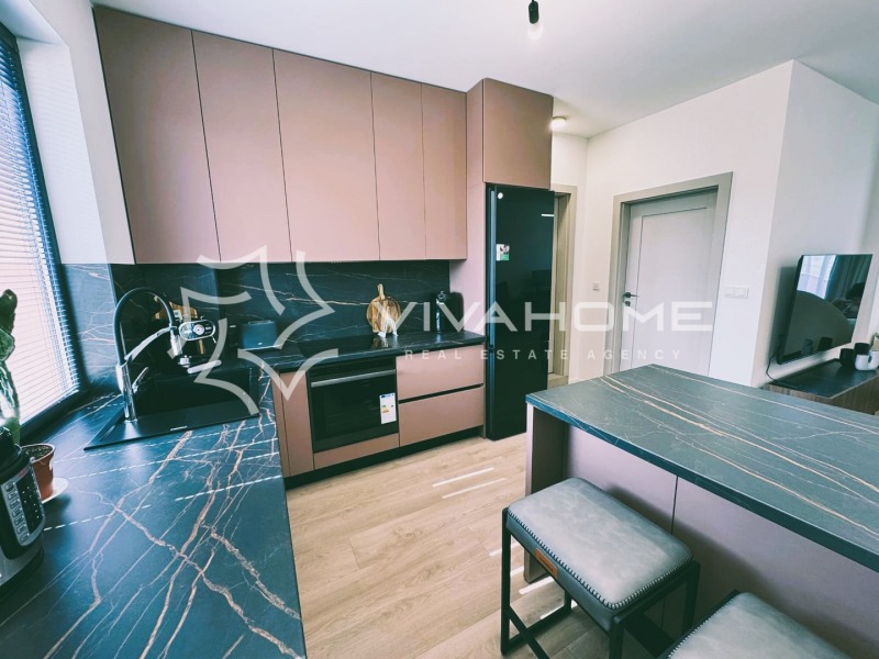 Продава 3-СТАЕН, гр. Варна, м-т Горна Трака, снимка 2 - Апартаменти - 52732673