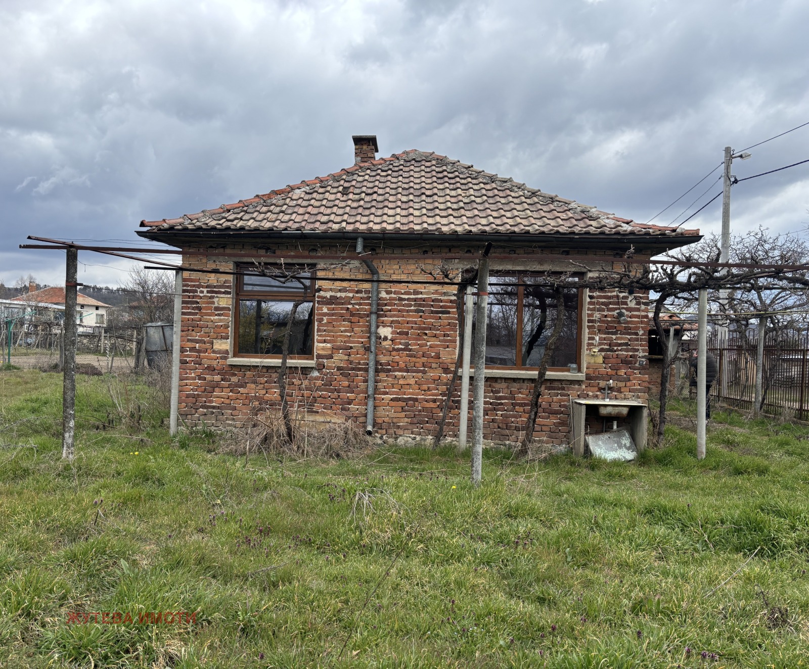 Продава КЪЩА, с. Васил Левски, област Пловдив