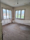 Продава КЪЩА, област Пазарджик, с. Дебръщица • 90000 € / 176024.70 лв. • 49153340 4