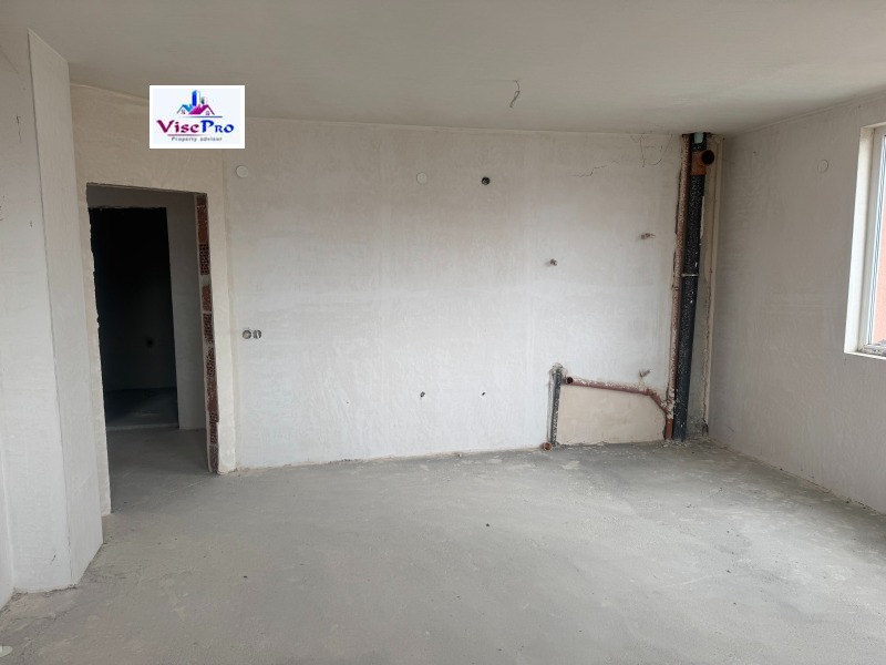 Продава 3-СТАЕН, гр. Благоевград, Освобождение, снимка 2 - Апартаменти - 53466735