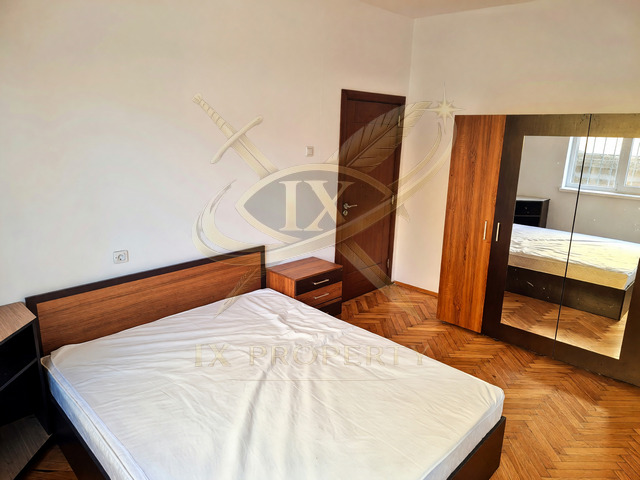 Продава 3-СТАЕН, гр. Бургас, Център, снимка 2 - Апартаменти - 56486844