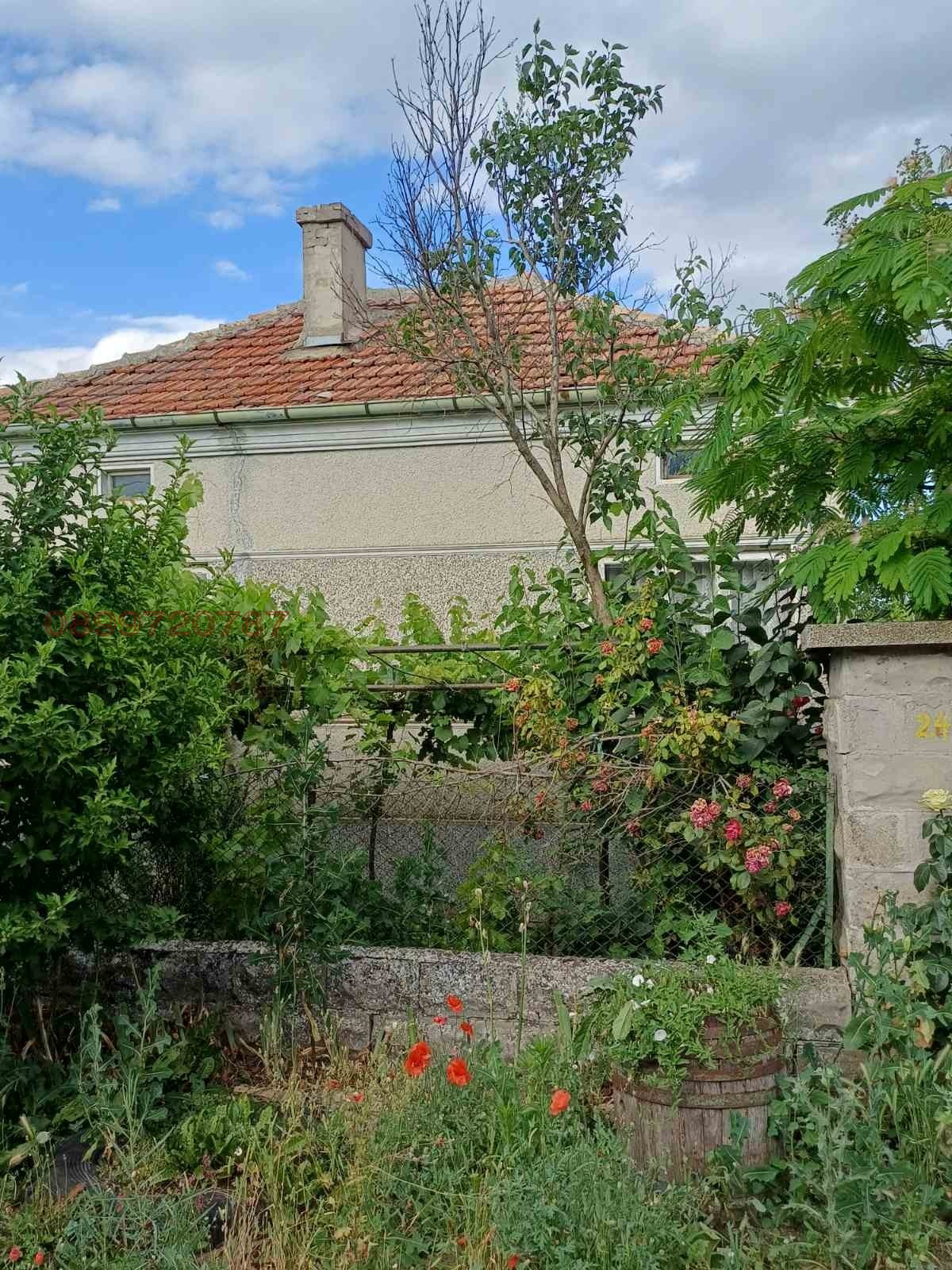 Продава КЪЩА, с. Белоградец, област Варна, снимка 2 - Къщи - 55093563