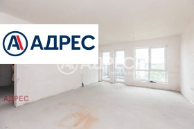 1 slaapkamer Vazrazjdane 1, Varna