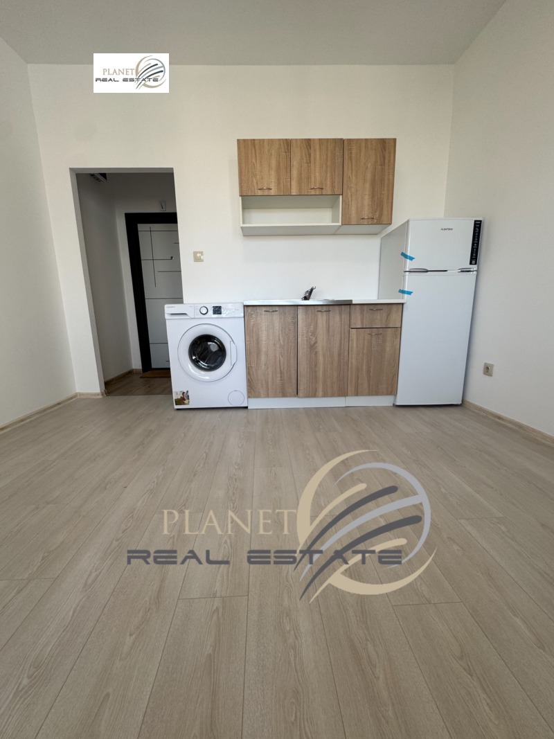 Eladó  Stúdió Varna , Izgrev , 25 négyzetméter | 15253304