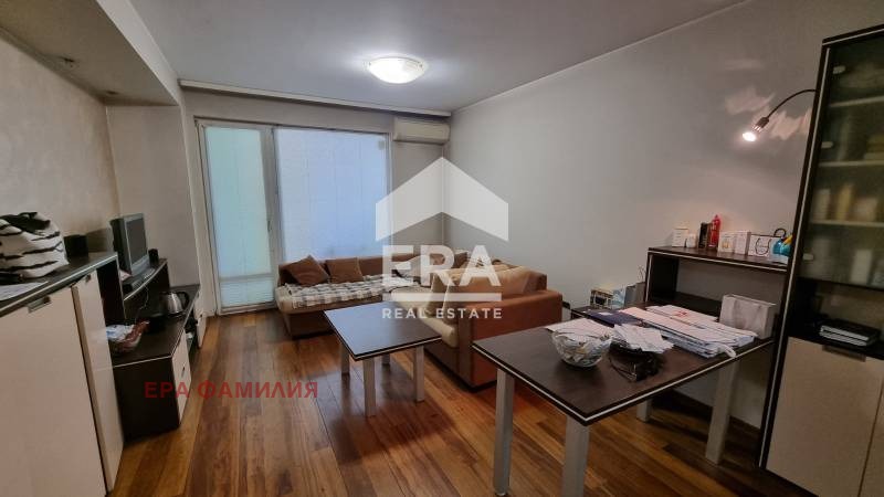 Eladó  1 hálószoba Sofia , Zona B-19 , 72 négyzetméter | 82533442