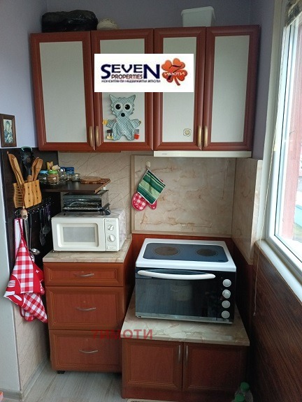 Продава 2-СТАЕН, гр. Перник, Изток, снимка 5 - Апартаменти - 52732949