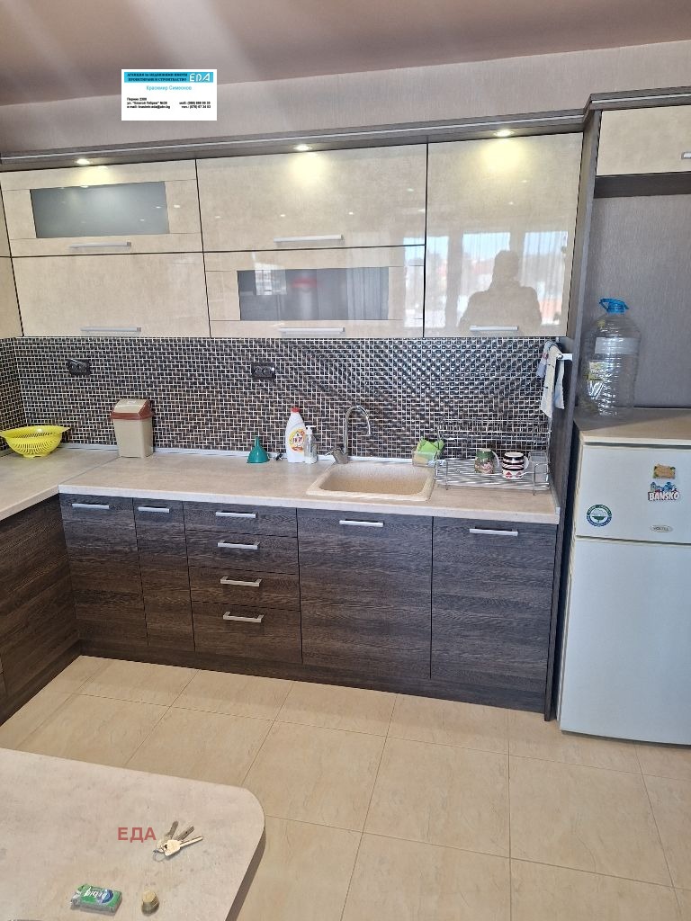 Продава  3-стаен град Перник , Център , 72 кв.м | 92102133 - изображение [3]