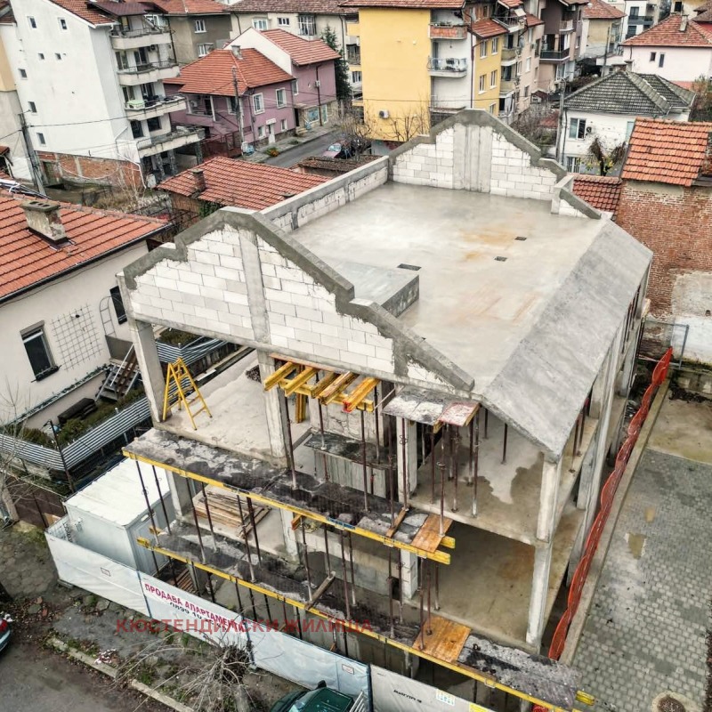 Продава 3-СТАЕН, гр. Кюстендил, Център