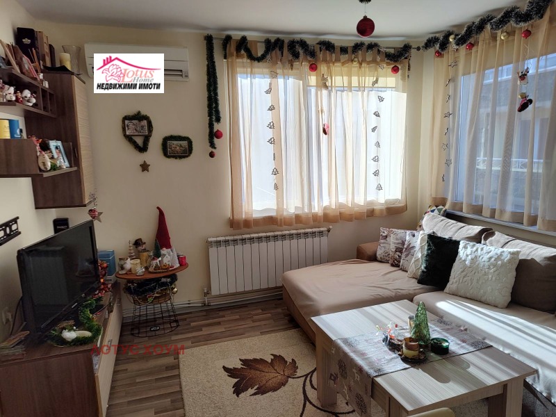 En venta  3 dormitorios Shumen , Pozharnata , 118 metros cuadrados | 88562666 - imagen [8]