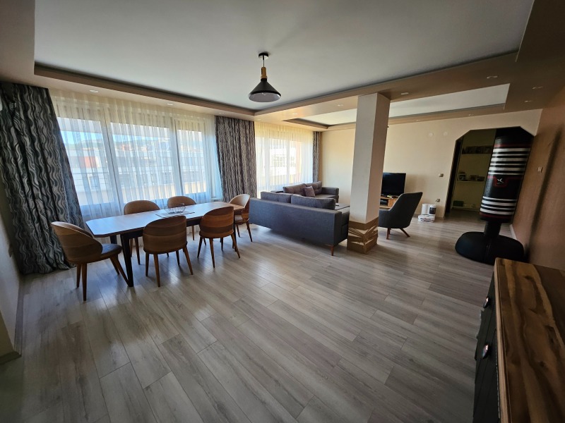 Продава МНОГОСТАЕН, гр. Кърджали, Център, снимка 5 - Апартаменти - 52780119