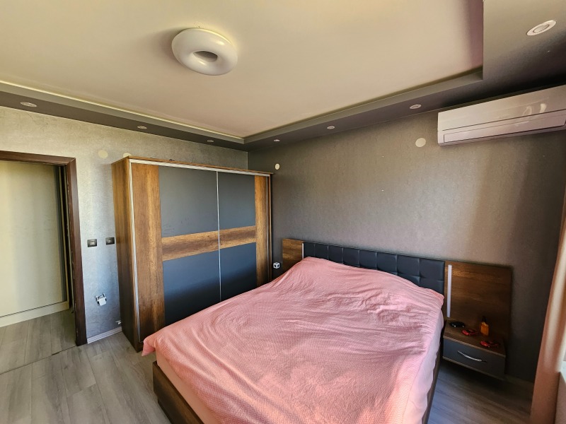 Продава МНОГОСТАЕН, гр. Кърджали, Център, снимка 8 - Апартаменти - 52780119