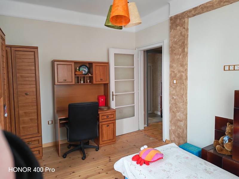 Продава ЕТАЖ ОТ КЪЩА, гр. София, Център, снимка 13 - Етаж от къща - 52826619