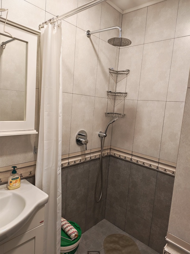 Продава ЕТАЖ ОТ КЪЩА, гр. София, Център, снимка 15 - Етаж от къща - 52826619