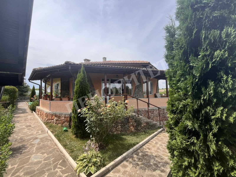 Продава КЪЩА в област Добрич, с. Славеево - 129 кв.м / 169 000 € » 330 535.27 лв., ПРИОРИТЕТ