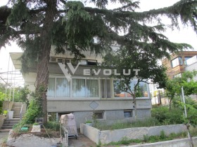 Продава къща град Варна м-т Долна Трака - [1] 