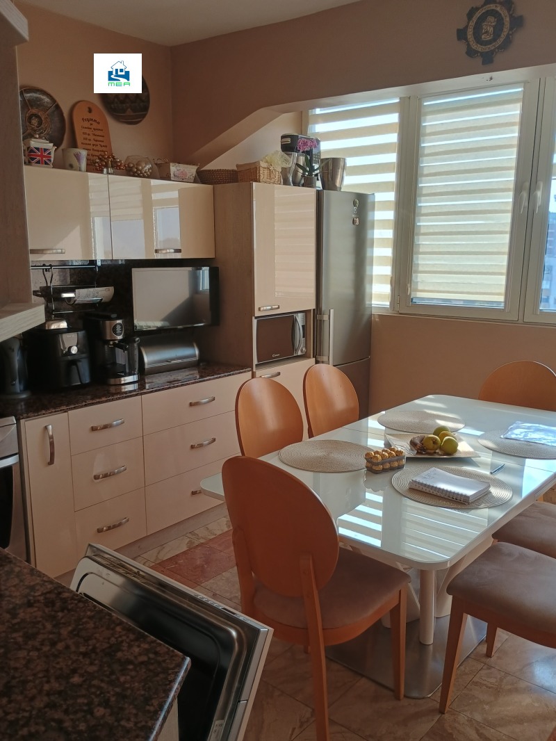 Na prodej  2 ložnice Sofia , Mladost 1A , 79 m2 | 18636993 - obraz [2]
