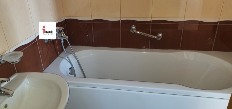 En venta  2 dormitorios región Burgas , Pomorie , 95 metros cuadrados | 40550492 - imagen [7]