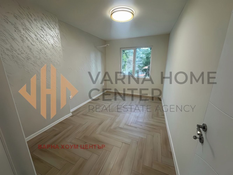 Продава 3-СТАЕН, гр. Варна, Бриз, снимка 2 - Апартаменти - 53575247