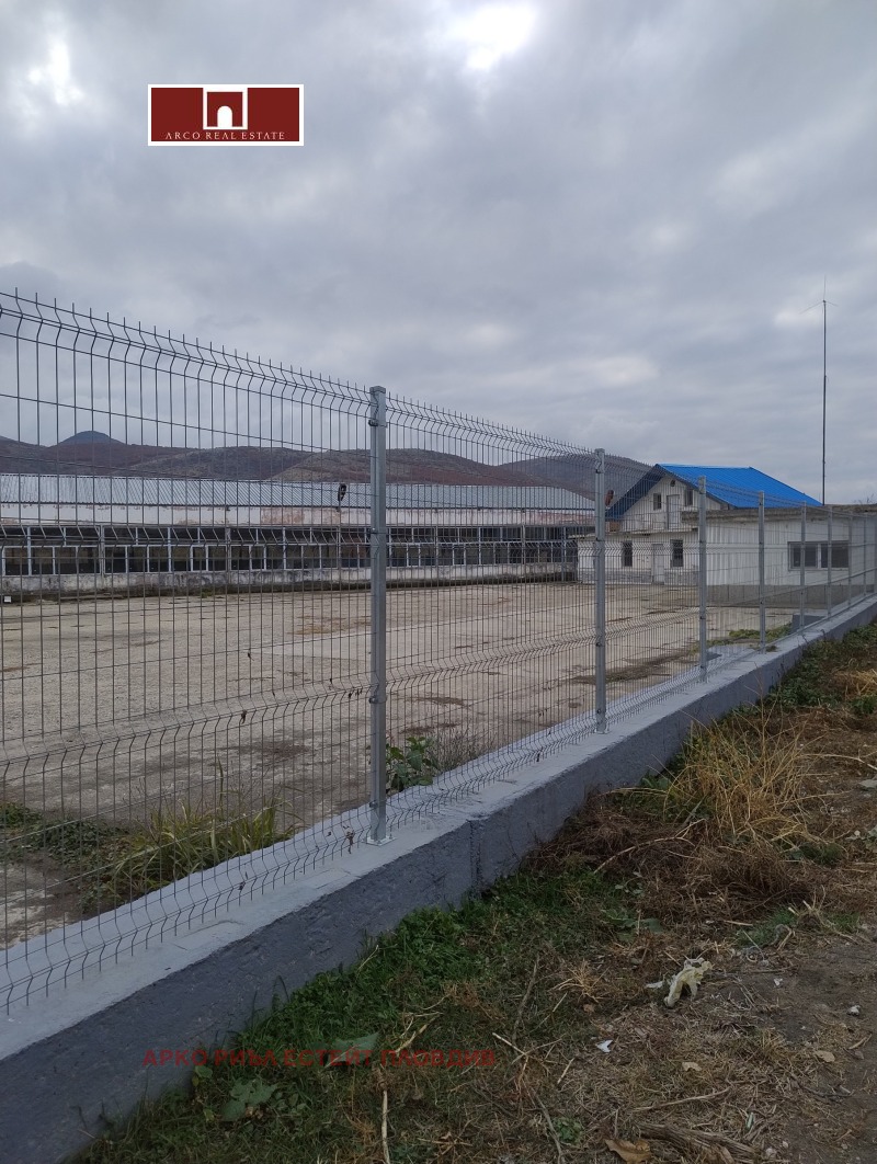 À venda  Construção industrial região Plovdiv , Kritchim , 6533 m² | 33646731 - imagem [2]