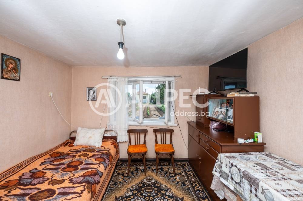 Продава КЪЩА, с. Чешнегирово, област Пловдив, снимка 10 - Къщи - 54763987