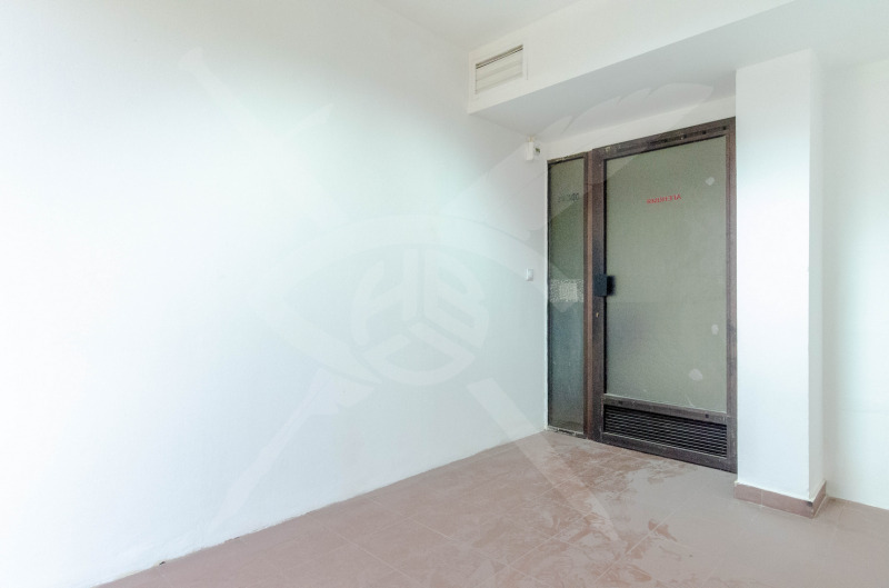 Eladó  Stúdió Varna , Centar , 10 négyzetméter | 56027417 - kép [3]