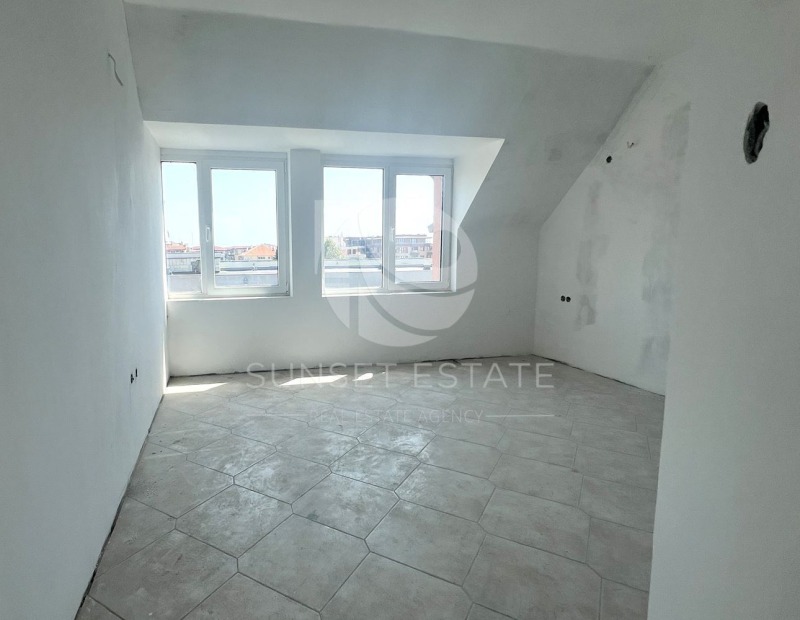 Te koop  3 slaapkamers regio Boergas , Pomorie , 200 m² | 87056691 - afbeelding [6]