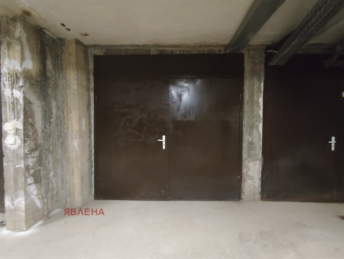 Продава ГАРАЖ, ПАРКОМЯСТО, гр. София, Зона Б-19, снимка 3 - Гаражи и паркоместа - 56162518