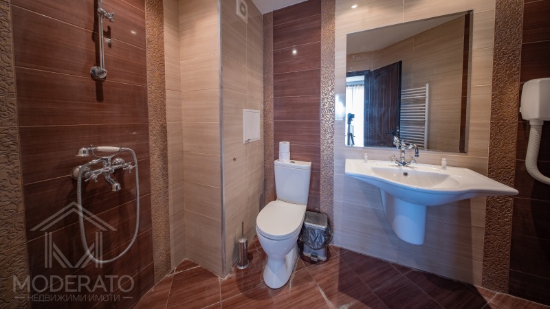 Продава ХОТЕЛ, с. Граматиково, област Бургас, снимка 12 - Хотели - 52466899