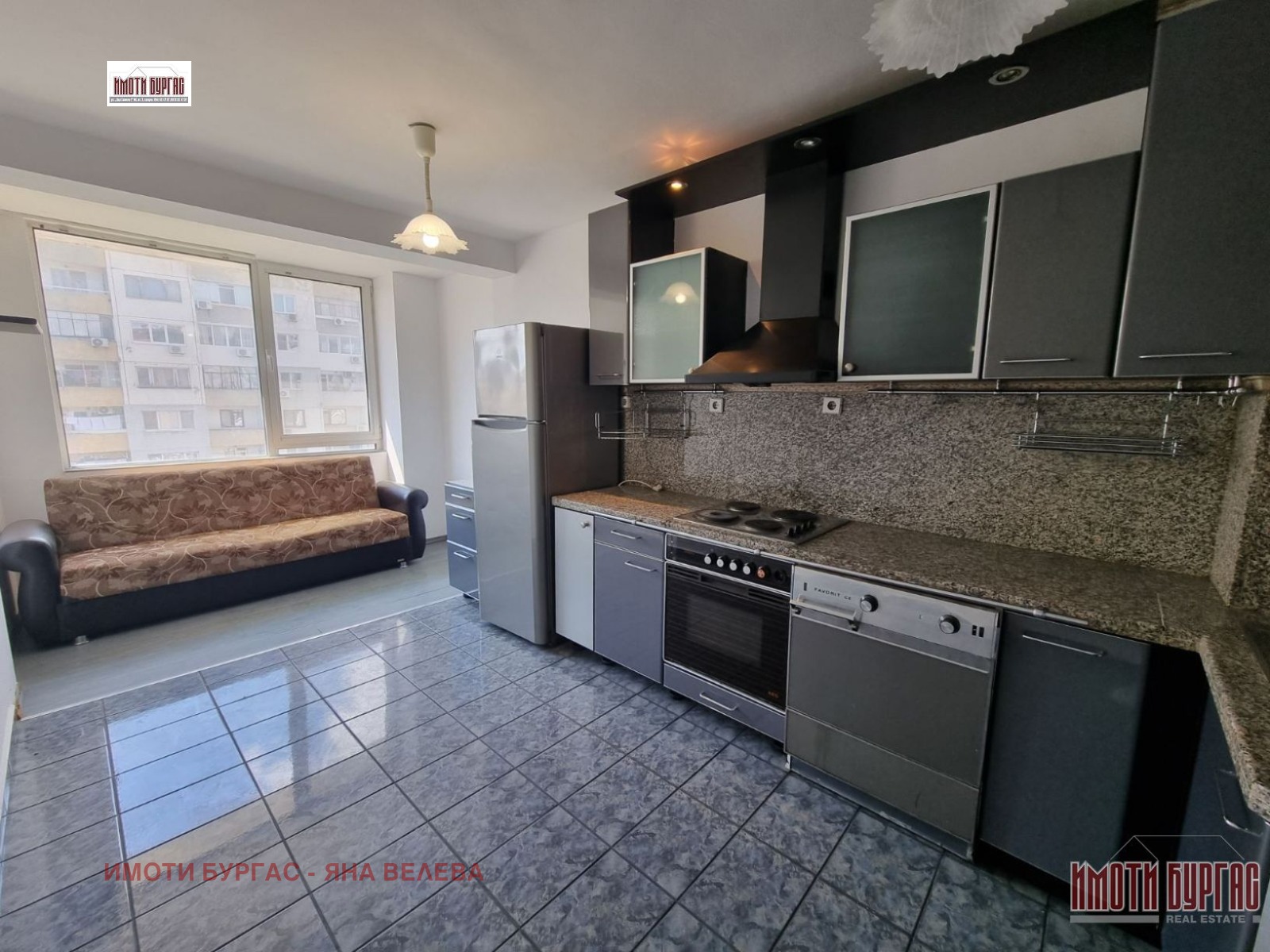 Продава 2-СТАЕН, гр. Бургас, Възраждане, снимка 4 - Апартаменти - 54162602