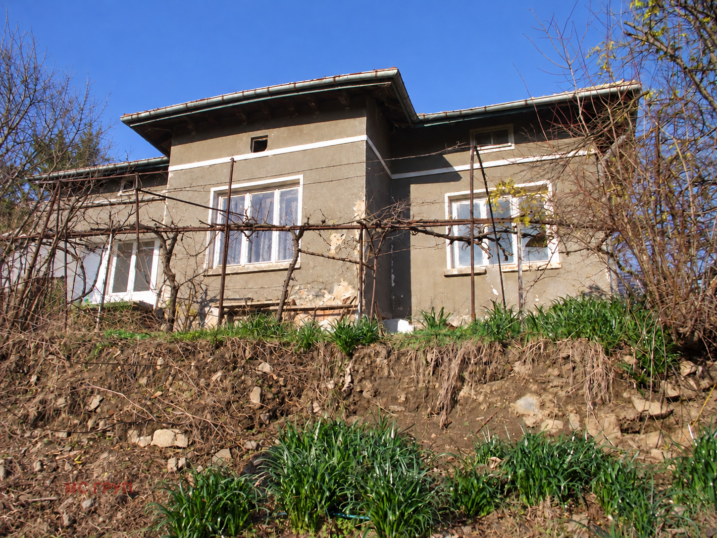 Продава КЪЩА, с. Старчево, област Благоевград