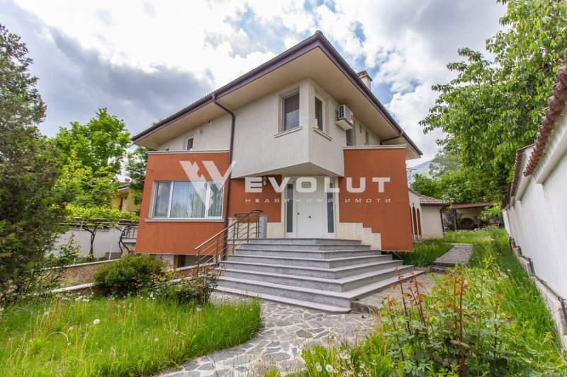 Til salgs  Hus Sofia , v.z.Kinotsentara 3 sjast , 395 kvm | 65263307 - bilde [3]