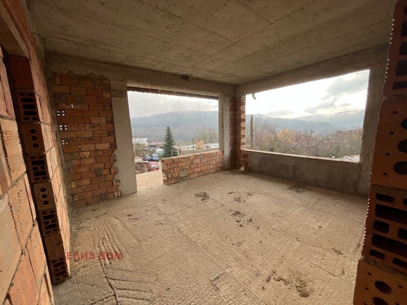 Продава КЪЩА, с. Долище, област Варна