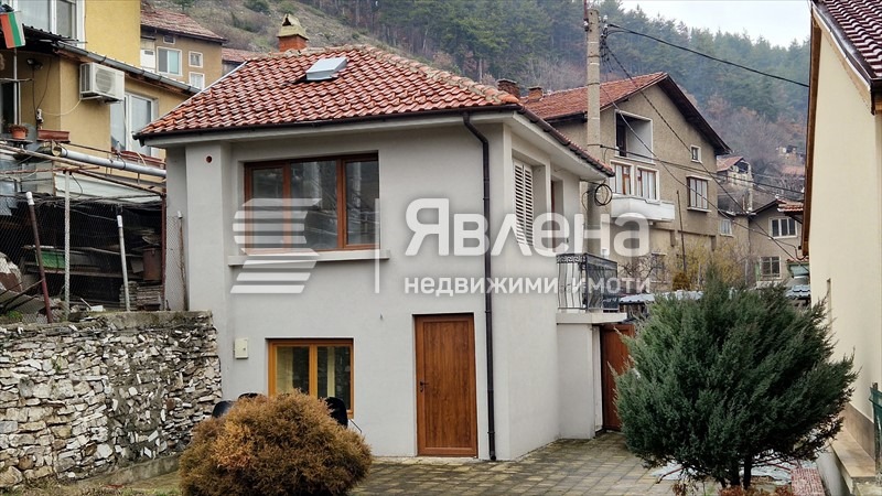 Продава КЪЩА, гр. Велинград, област Пазарджик, снимка 12 - Къщи - 55632764