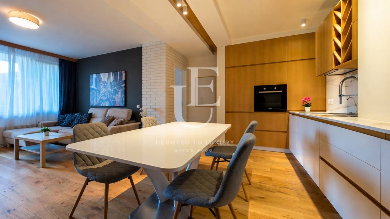 Продава 4-СТАЕН, гр. София, Витоша