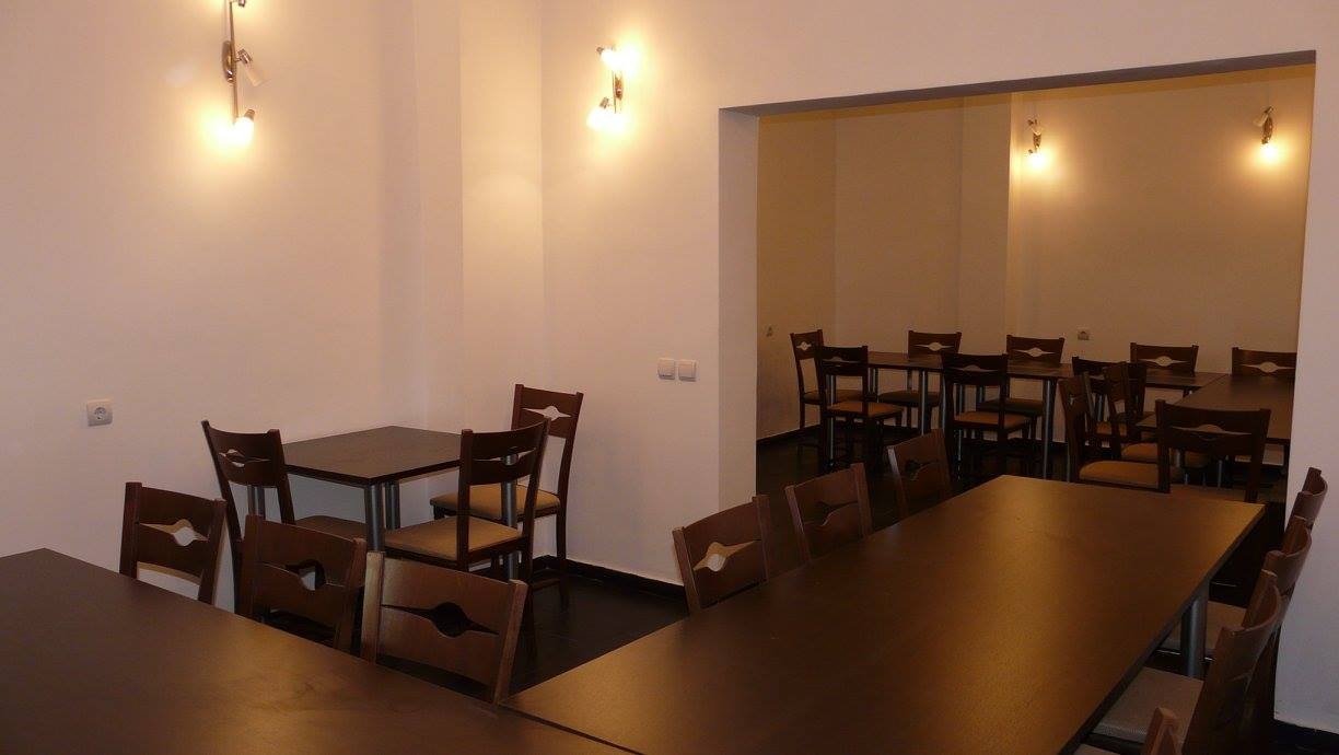 Продава КЪЩА, гр. Трявна, област Габрово, снимка 2 - Къщи - 52602879