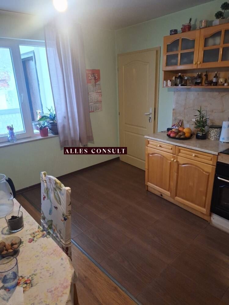 Eladó  Ház Sofia , Bistrica , 250 négyzetméter | 72445087 - kép [2]