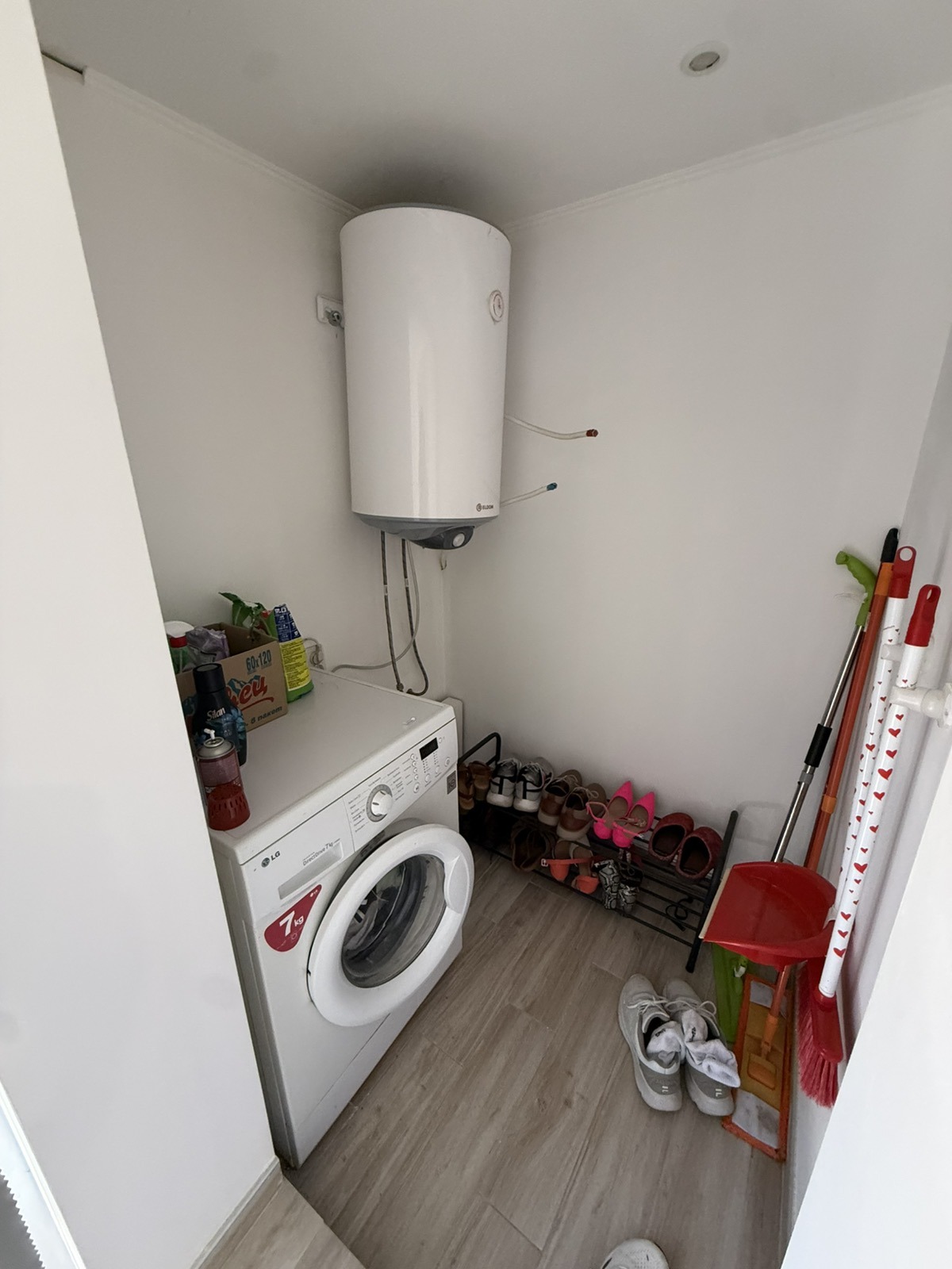 Продава КЪЩА, гр. Лясковец, област Велико Търново, снимка 10 - Къщи - 55911996