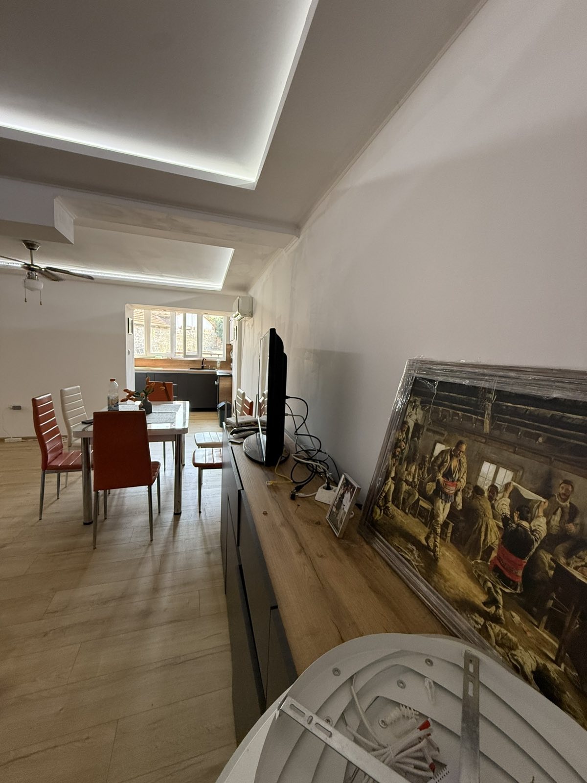 Продава КЪЩА, гр. Лясковец, област Велико Търново, снимка 3 - Къщи - 55911996