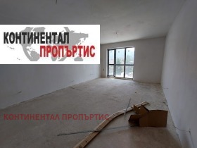 4-стаен град София, Красно село 4