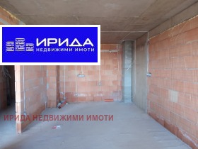 Многостаен град София, Красна поляна 2 5