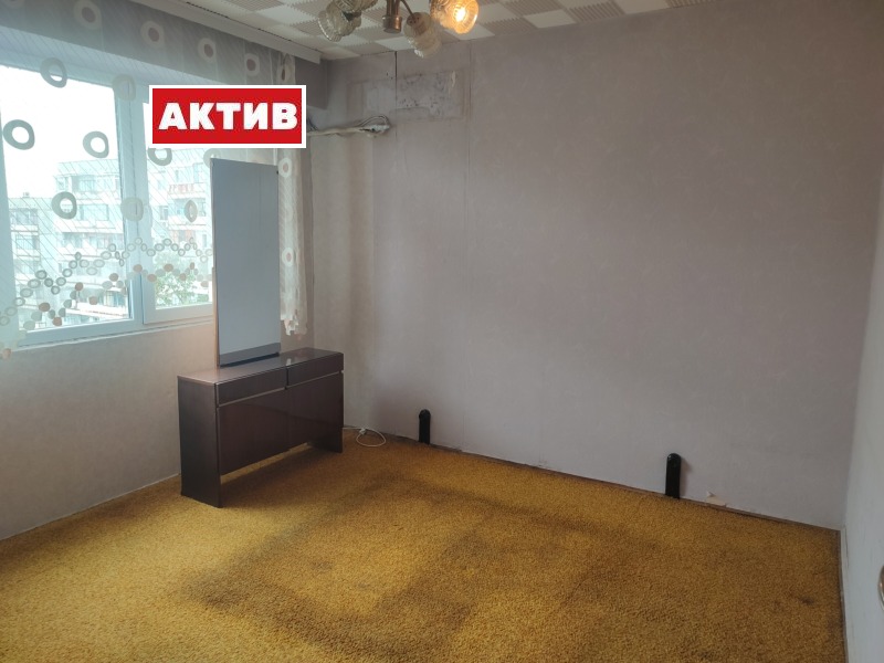 Продава 3-СТАЕН, гр. Търговище, Запад 2, снимка 8 - Aпартаменти - 47621009