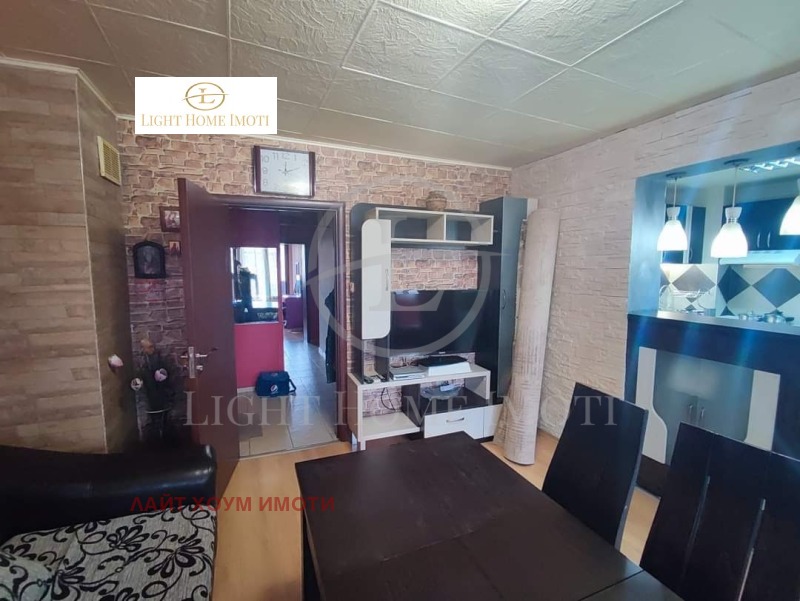 À venda  Mais de 3 quartos Plovdiv , Centar , 102 m² | 13006738 - imagem [2]