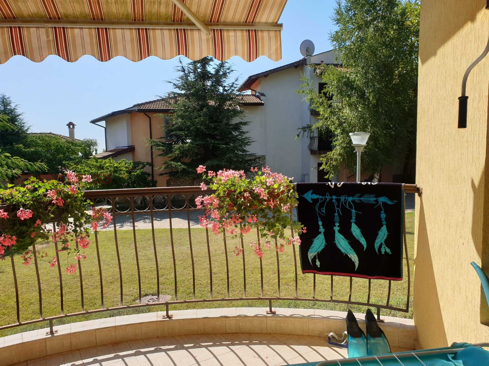 Продава ВИЛА, с. Рогачево, област Добрич, снимка 14 - Вили - 53629398