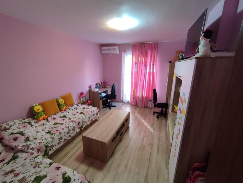 Продава  3-стаен град София , Банишора , 181 кв.м | 48322173 - изображение [9]