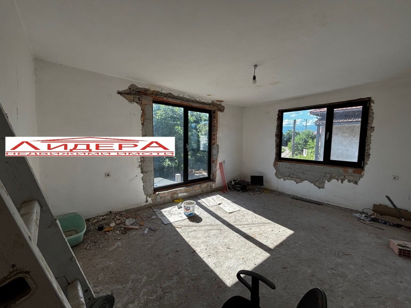 Προς πώληση  σπίτι περιοχή Plovdiv , Ζλατητραπ , 128 τ.μ | 50635047 - εικόνα [8]