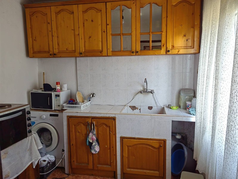 Προς πώληση  σπίτι περιοχή Plovdiv , Ζλατητραπ , 128 τ.μ | 50635047 - εικόνα [4]